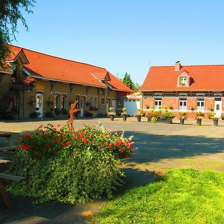 Camping Ferme Des Saules Hotel Bailleul  Eksteriør billede